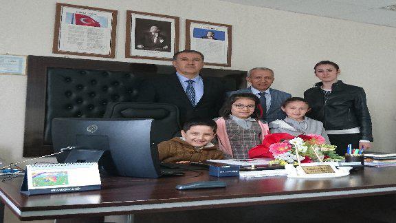 23 Nisan Ulusal Egemenlik ve Çocuk Bayramı Nedeniyle Temsili İlçe Milli Eğitim Müdürümüz Musab Koltuğu Doldurdu.