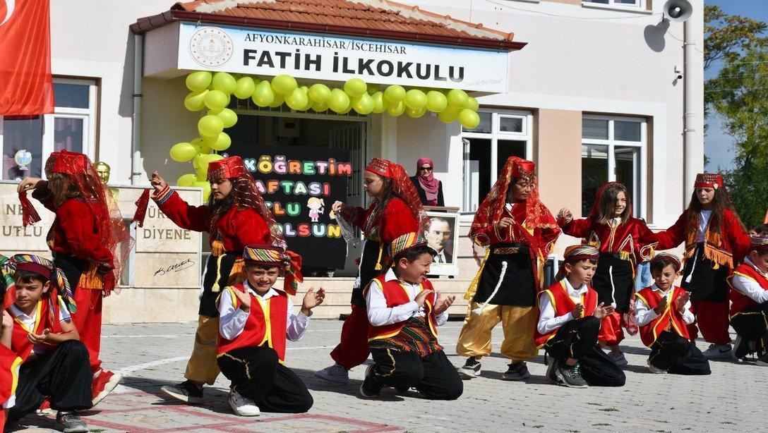 İlköğretim Haftası Kutlandı