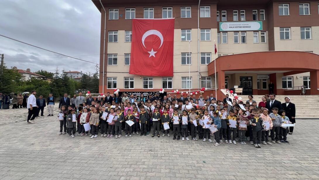 İscehisar'da İlköğretim Haftası Kutlandı