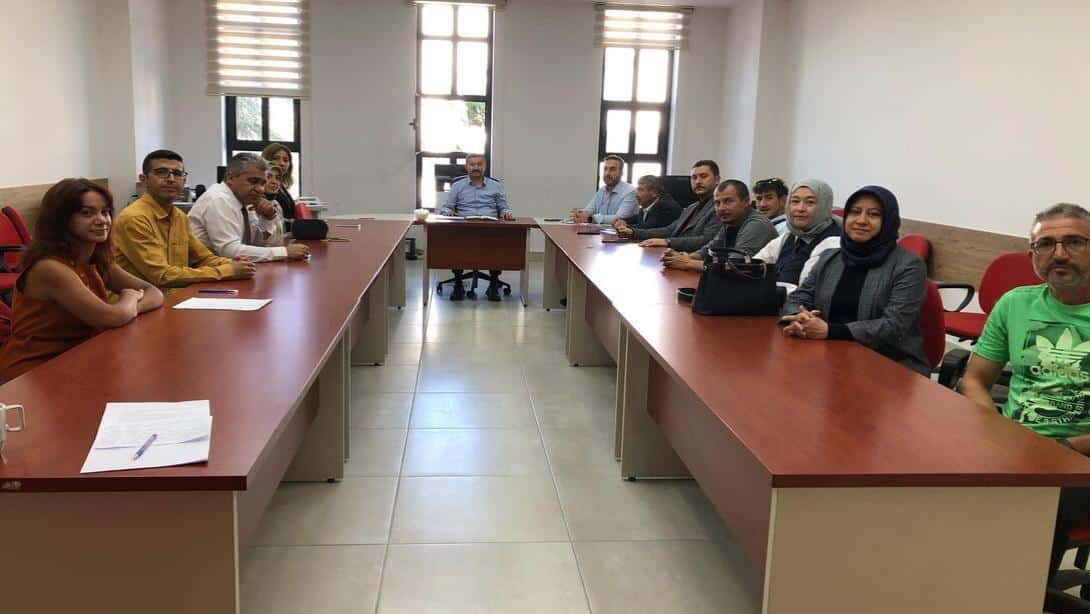 İscehisar'da İlçe Milli Eğitim Komisyonu Toplantısı Gerçekleştirildi